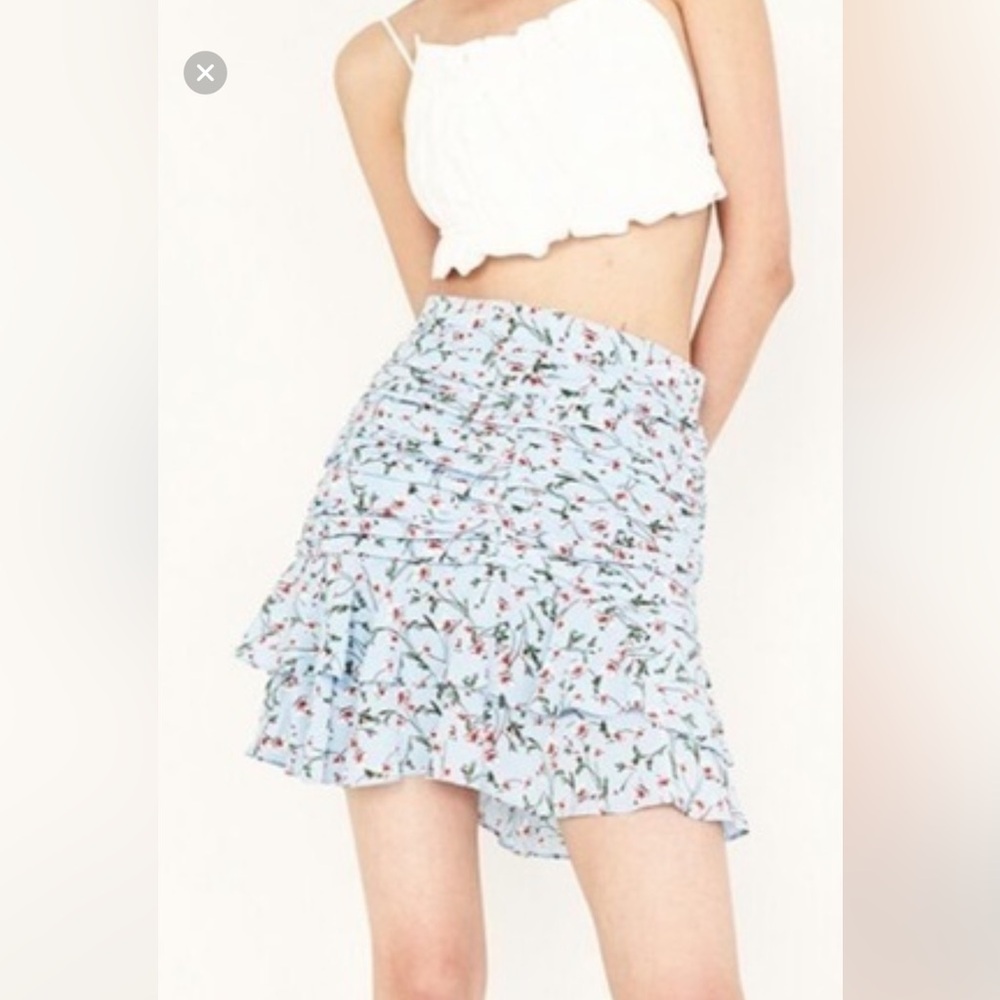 Bardot  Mini Floral Rah Rah Skirt in‎ Sky Roses